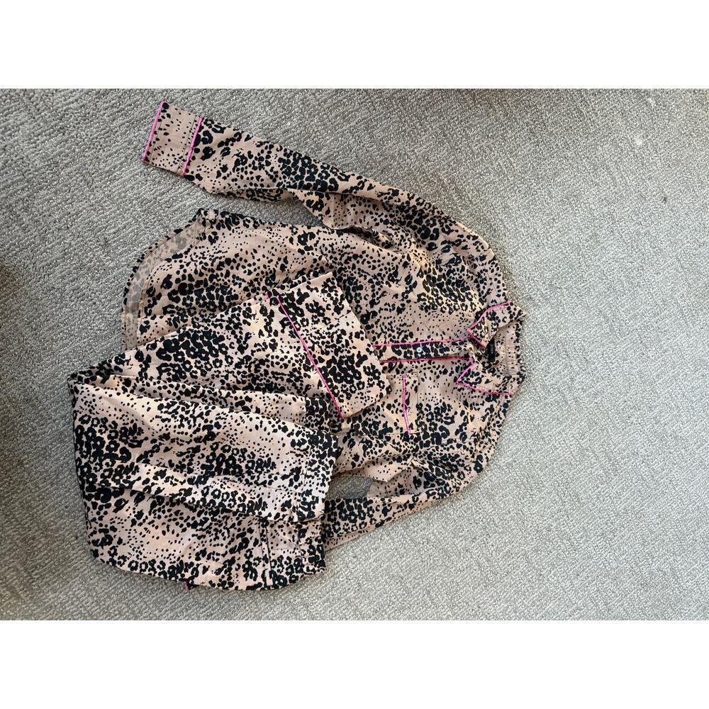 J‎ crew cheetah linen cotton blend pants set with pink trim 
Top S pants 4